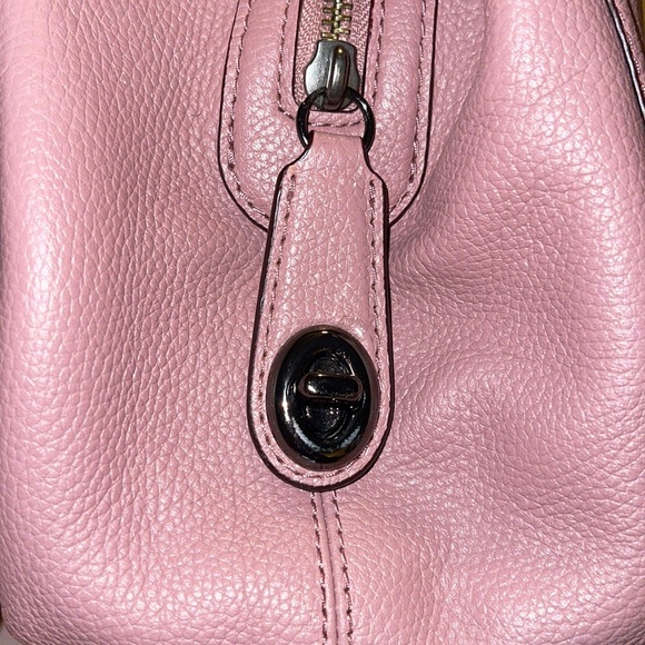 Coach Mauve Shoulder Bag - Picture 3 of 6